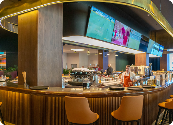 https://hyper-active.com/images/rooms/party rooms/compressed/SportsBar.png